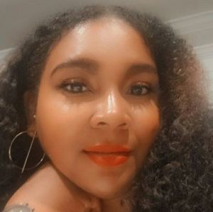 Meet your Posher, Priscilla